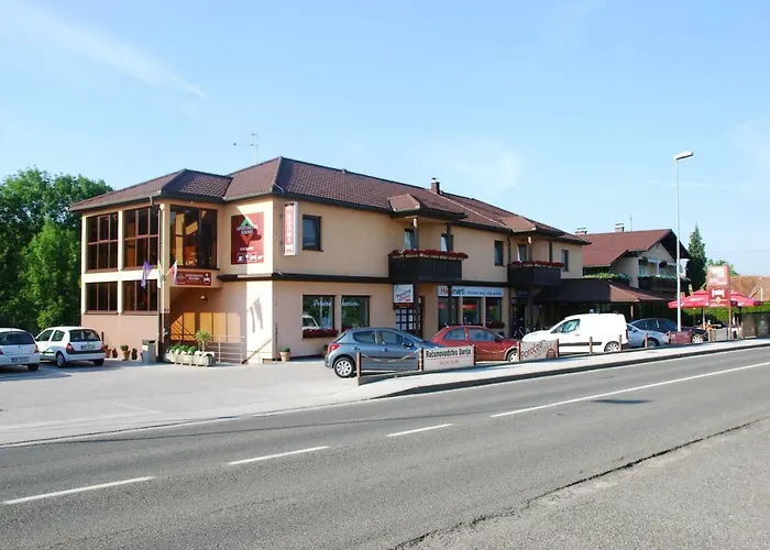 Apartments-rooms Vogrinec